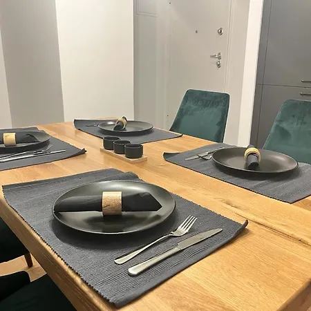 Olive Oasis Penthouse With Jacuzzi Apartament *