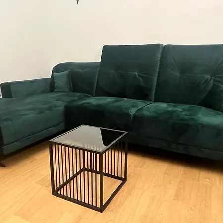 Olive Oasis Penthouse With Jacuzzi דירה זאדאר