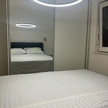 Olive Oasis Penthouse With Jacuzzi Apartament Zadar