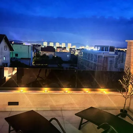 Olive Oasis Penthouse With Jacuzzi * זאדאר