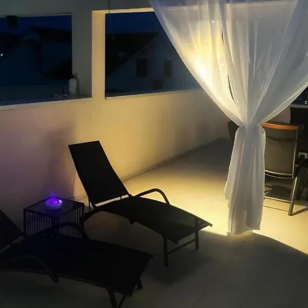 דירה Olive Oasis Penthouse With Jacuzzi *